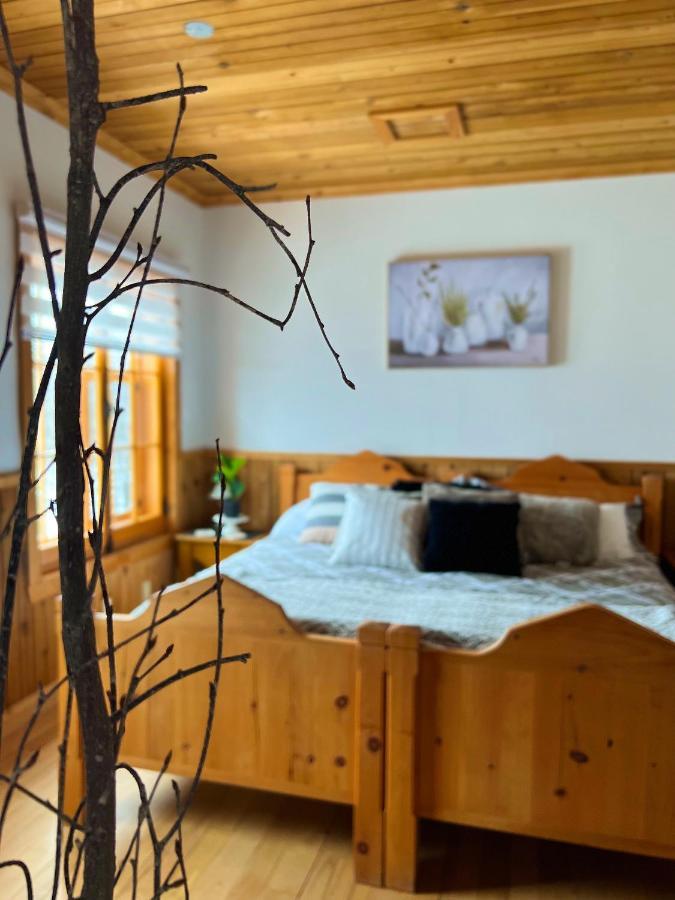 Auberge Au Poste De Traite Sainte-Famille 외부 사진