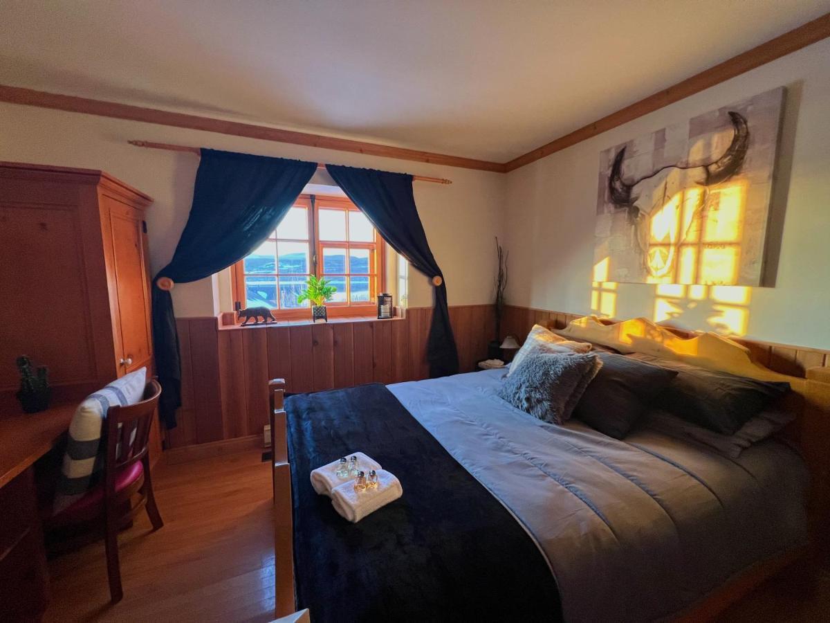 Auberge Au Poste De Traite Sainte-Famille 외부 사진