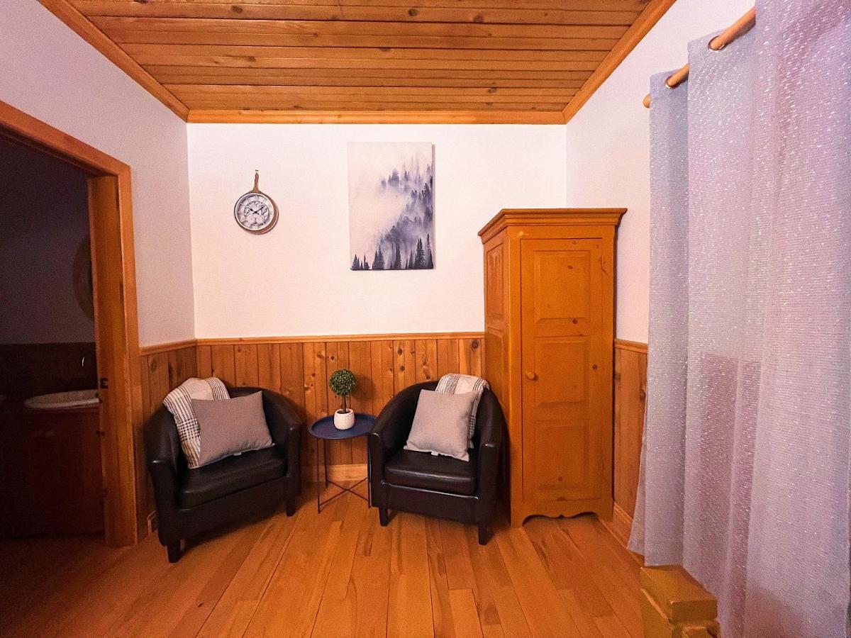 Auberge Au Poste De Traite Sainte-Famille 외부 사진