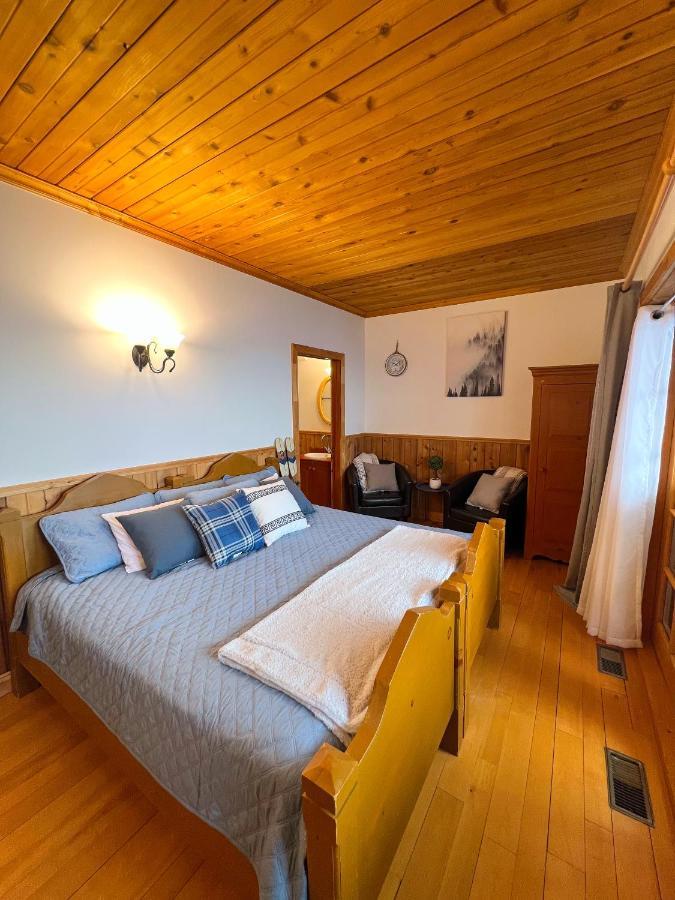 Auberge Au Poste De Traite Sainte-Famille 외부 사진