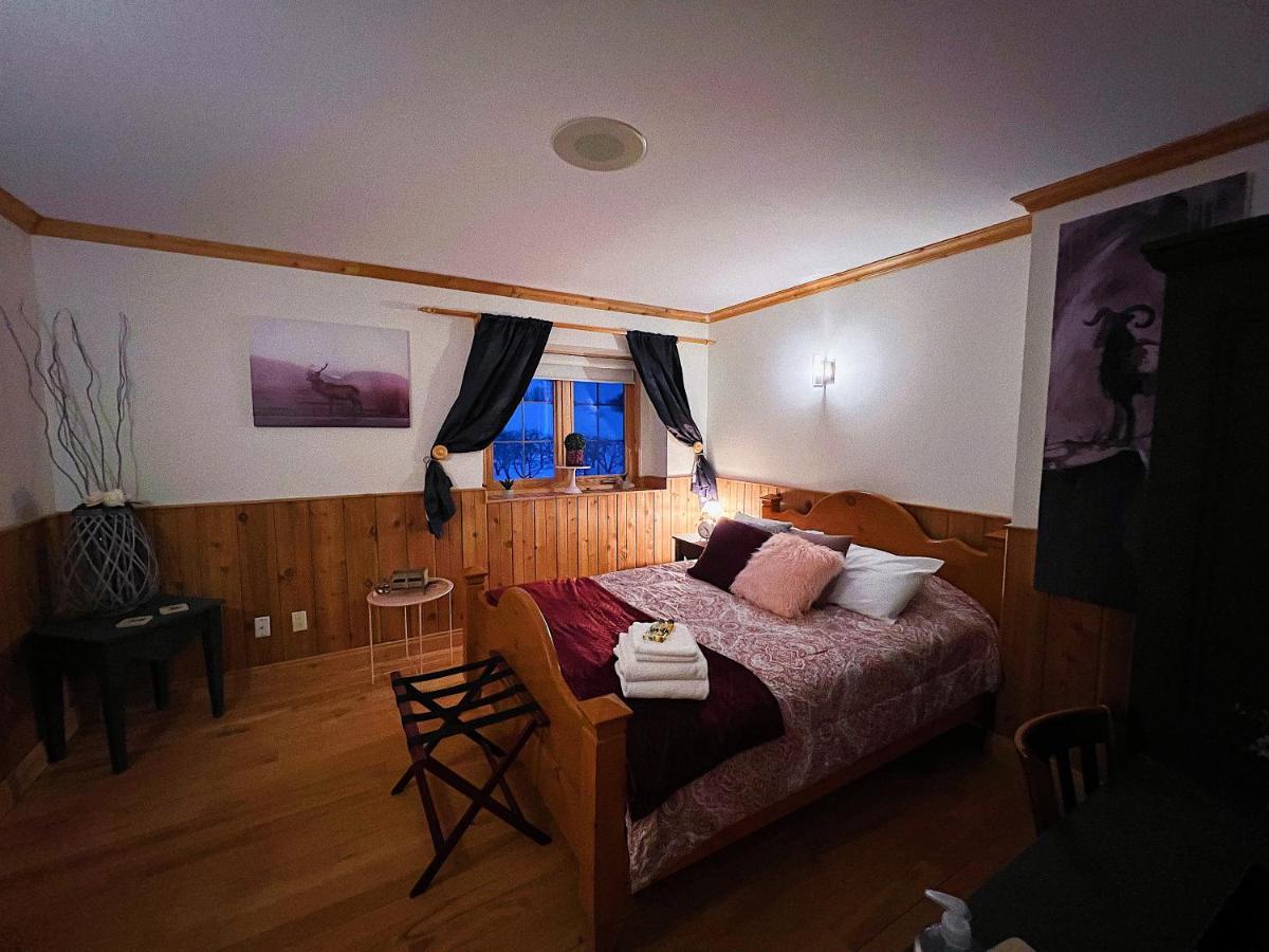 Auberge Au Poste De Traite Sainte-Famille 외부 사진
