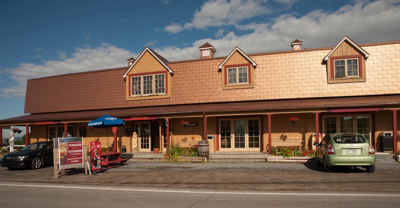 Auberge Au Poste De Traite Sainte-Famille 외부 사진